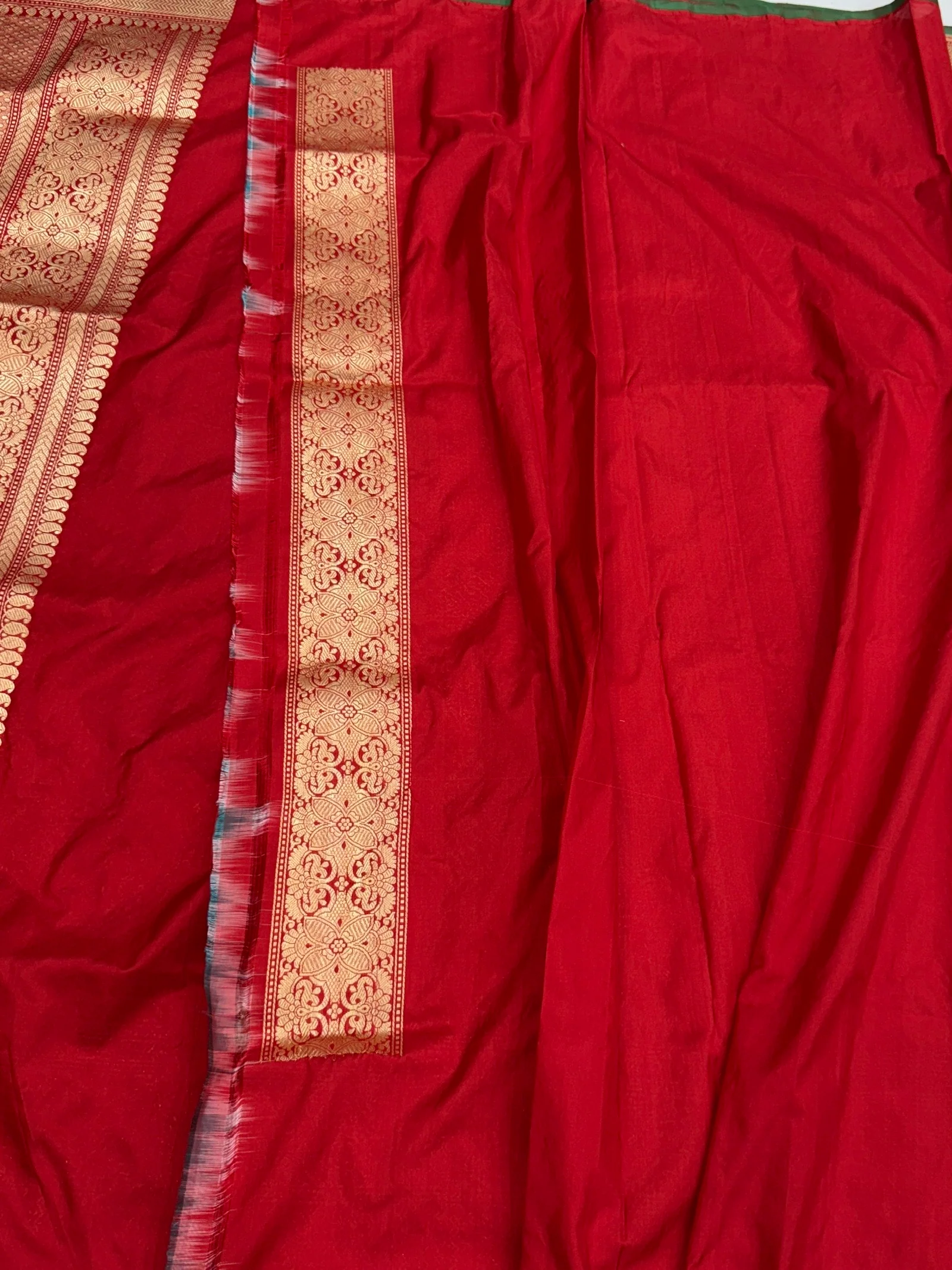 Red Pure Banarasi Silk Brocade Saree in Katan Mulberry Silk – Classic Banaras Weave - Image 3