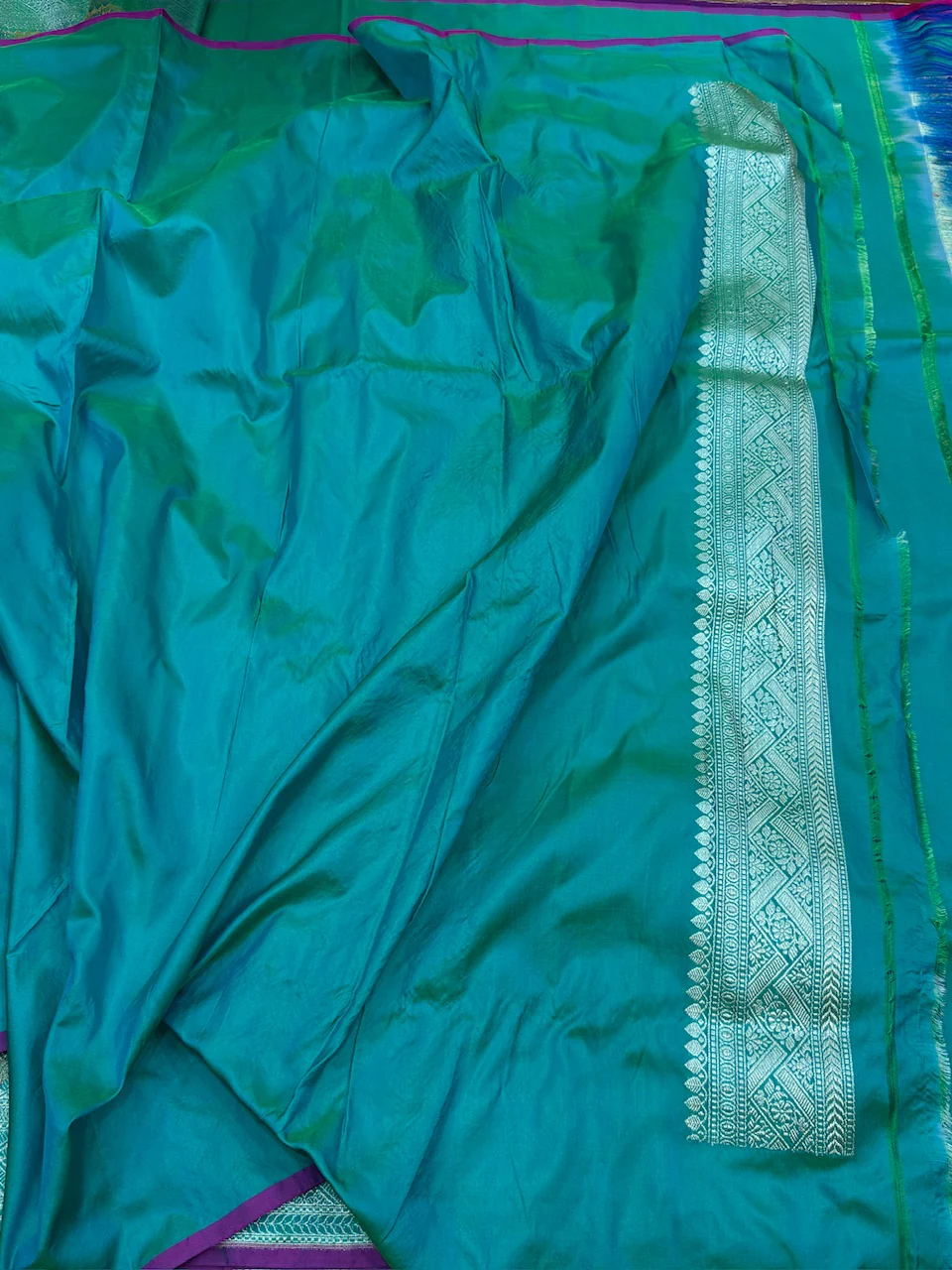 Sea Green Handwoven Pure Silk Brocade Saree - Image 3