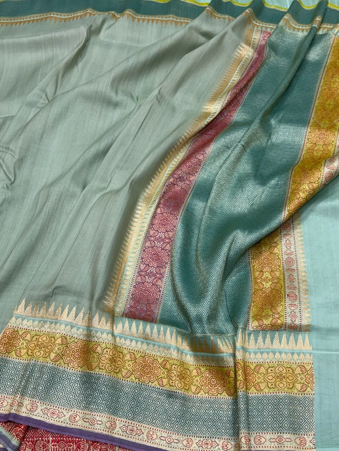 Pista Green Handwoven Pure Tussar Georgette Saree - Image 3