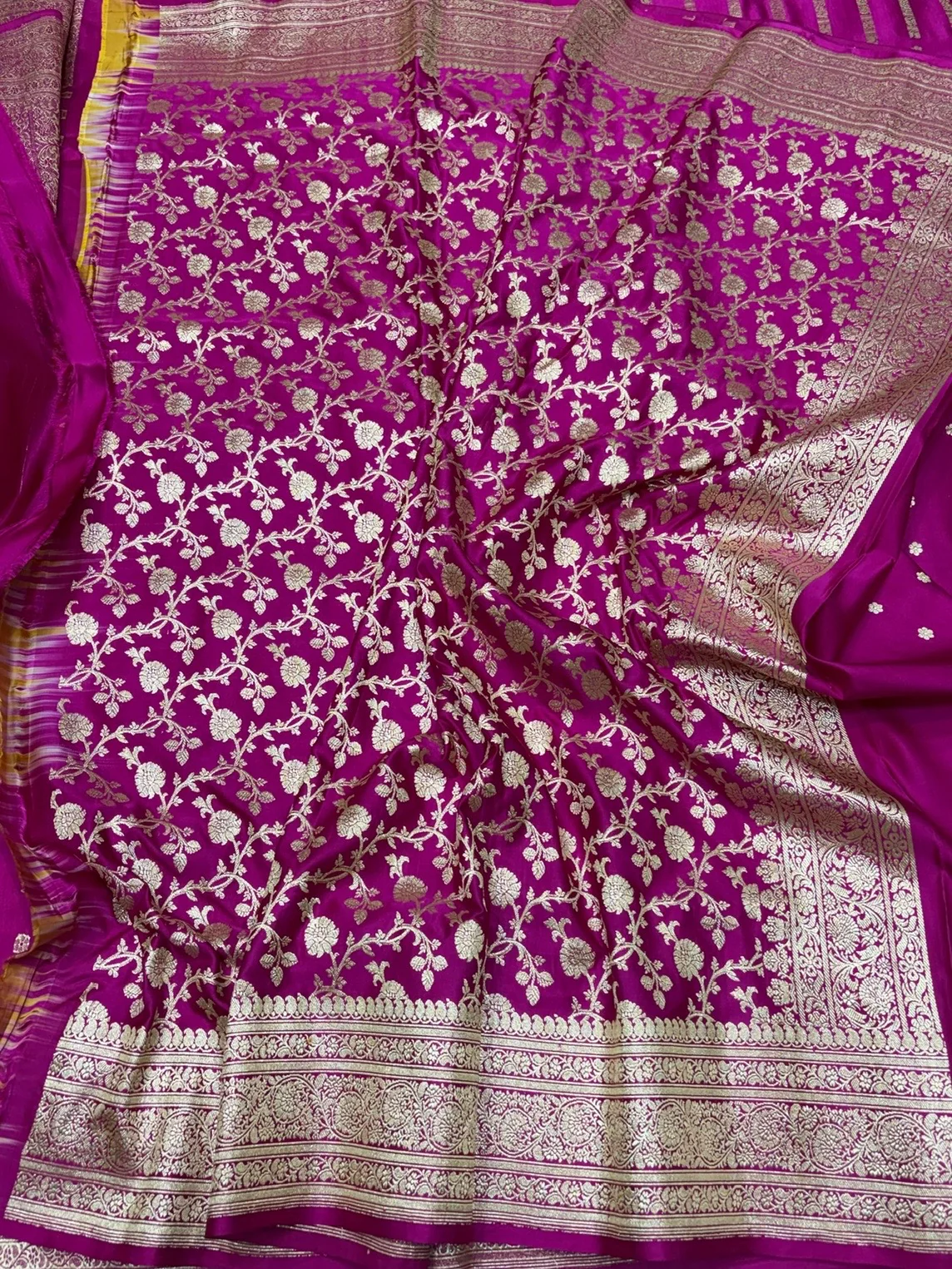 Rani Pink Handwoven Vintage Pure Banarasi Satin Silk Saree - Image 2