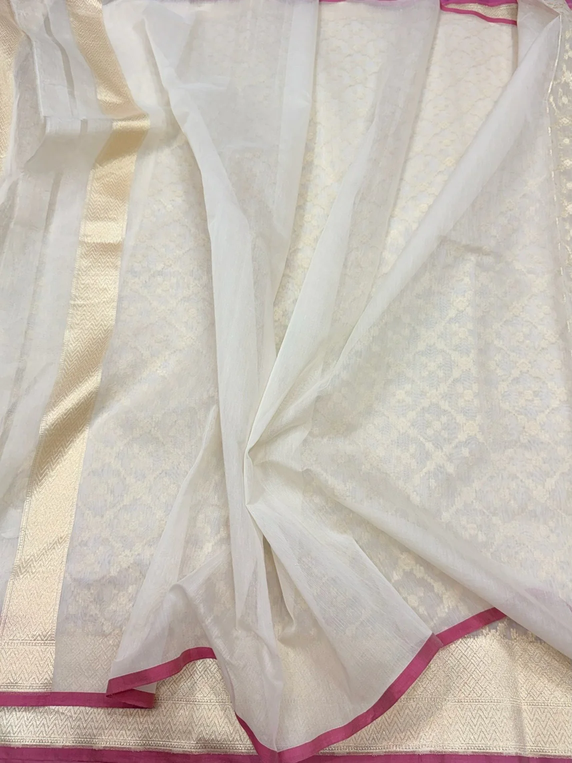 White Banarasi Pure Kora Cotton Saree - Image 2