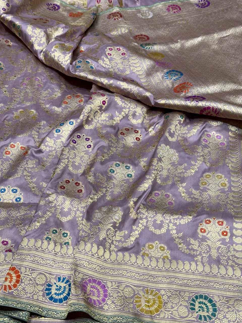 Lilac Handwoven Banarasi Pure Silk Saree