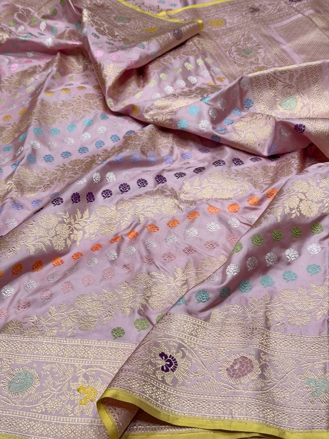 Lilac Handwoven Pure Banarasi Silk Saree – Kadwa Weave | Authentic Katan Mulberry Silk