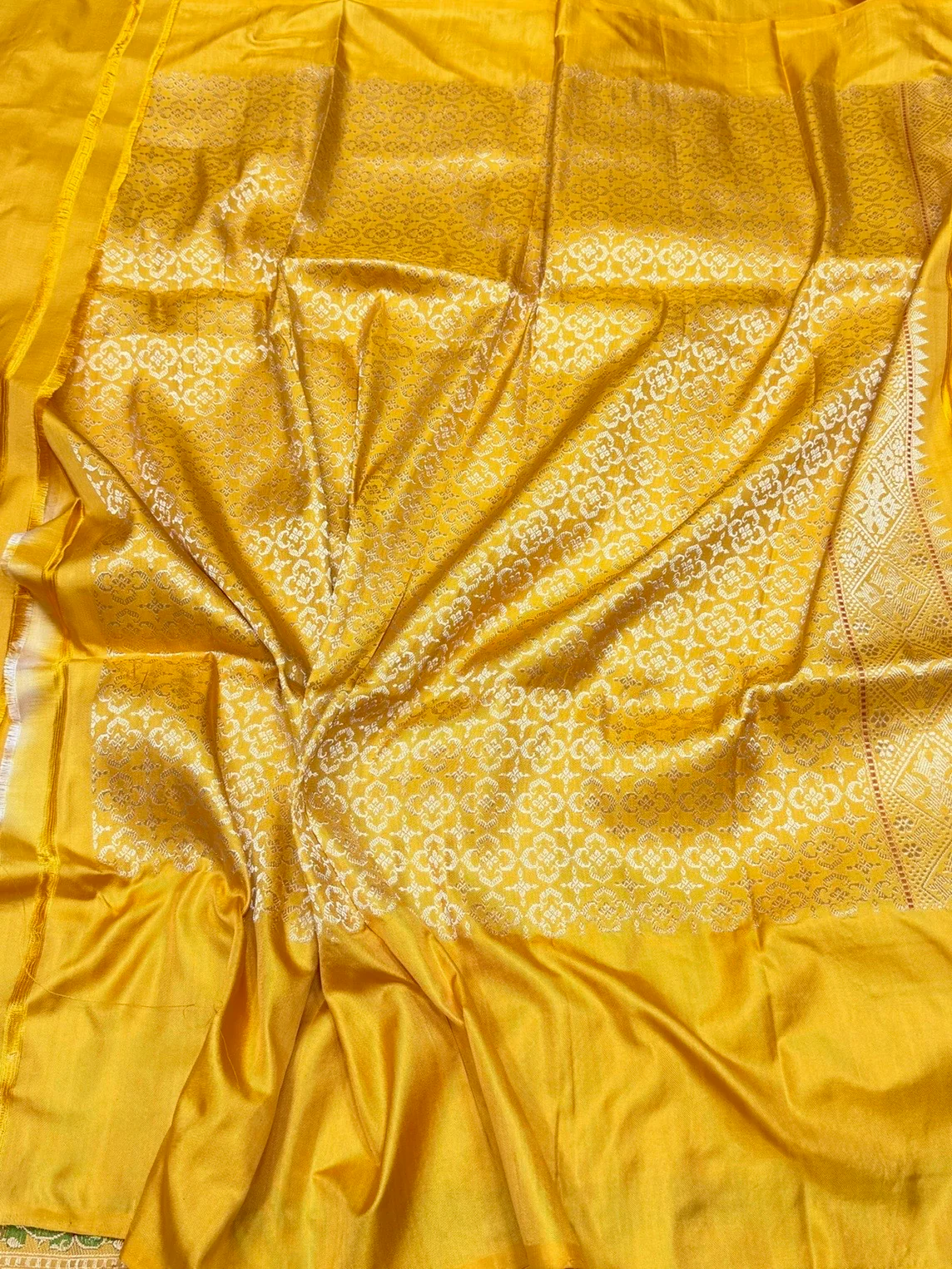 Mustard Yellow Handwoven Pure Banarasi Ektara Silk Saree – Kadwa Iktara Weave, Pure Mulberry Silk - Image 2
