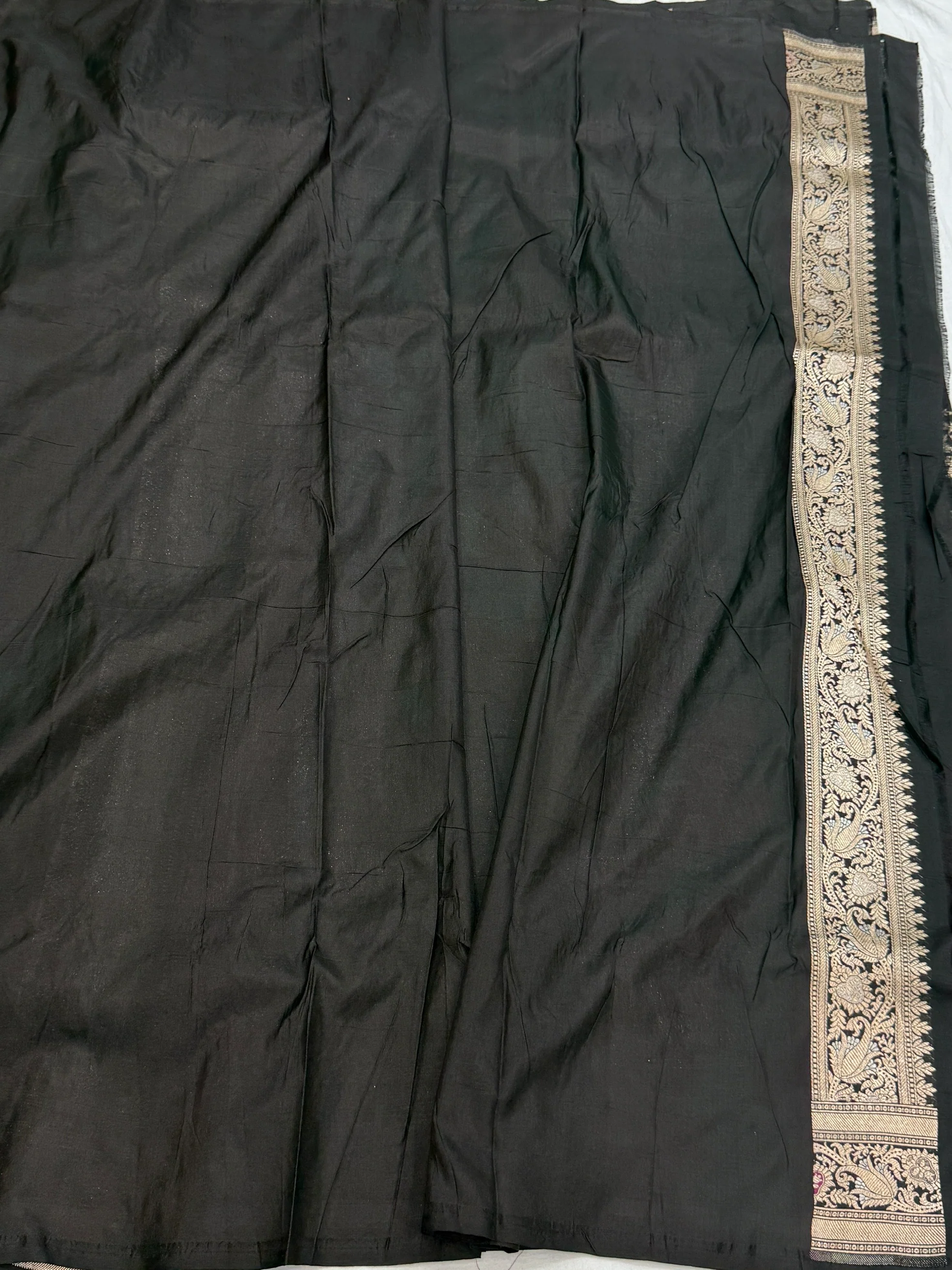 Banarasi Tilfi Minakari Pure Katan Silk Saree | Pure Silk | Minakari Work | Cutwork Technique | Banarasi Katan Silk Saree - Image 4