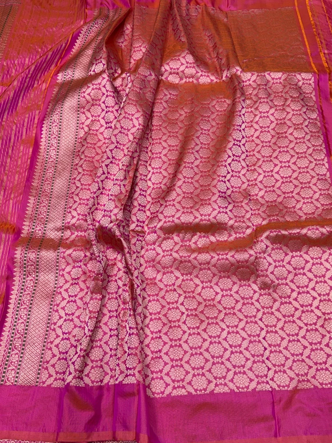 Orangish Pink Handwoven Pure Banarasi Ektara Silk Saree – Kadwa Iktara Weave, Pure Mulberry Silk - Image 2
