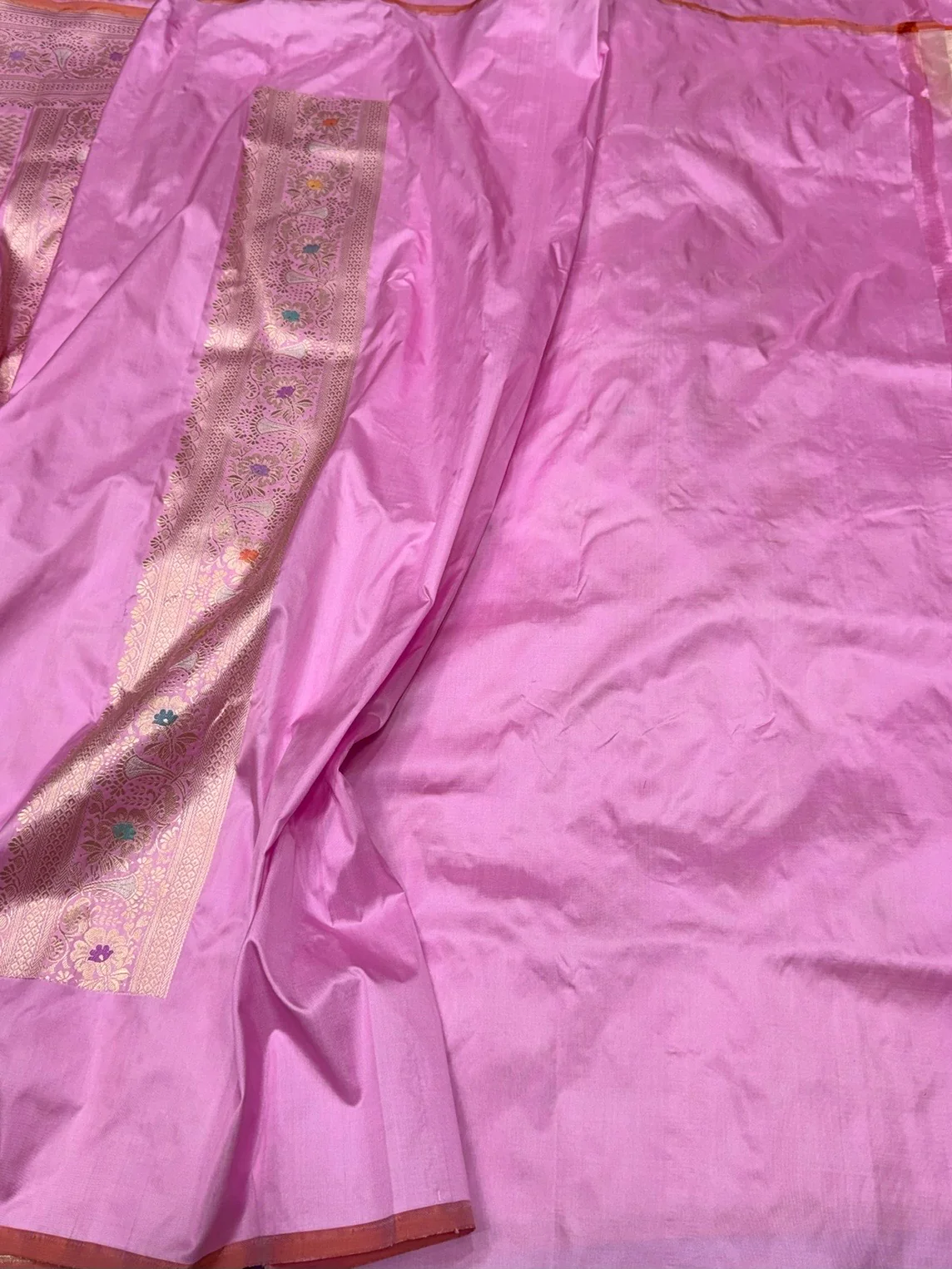 Pastel Pink Handwoven Pure Banarasi Silk Saree - Image 2