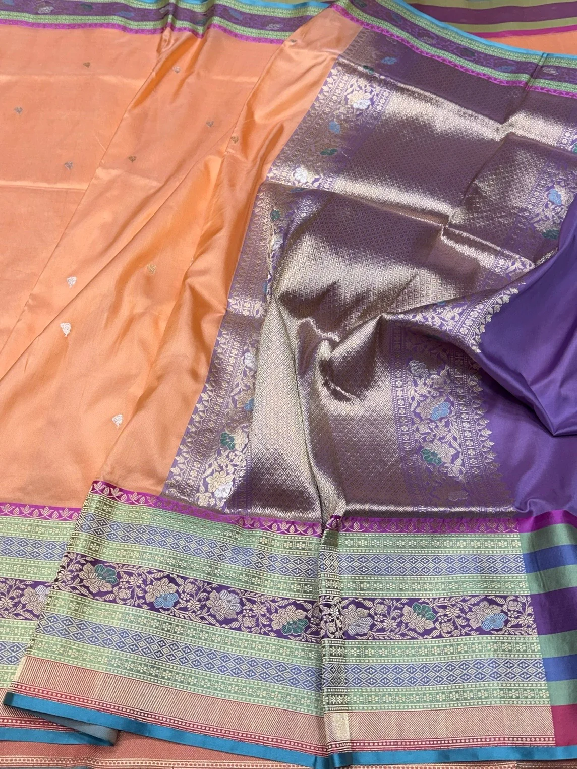 Peach Handwoven Pure Banarasi Silk Saree - Image 3