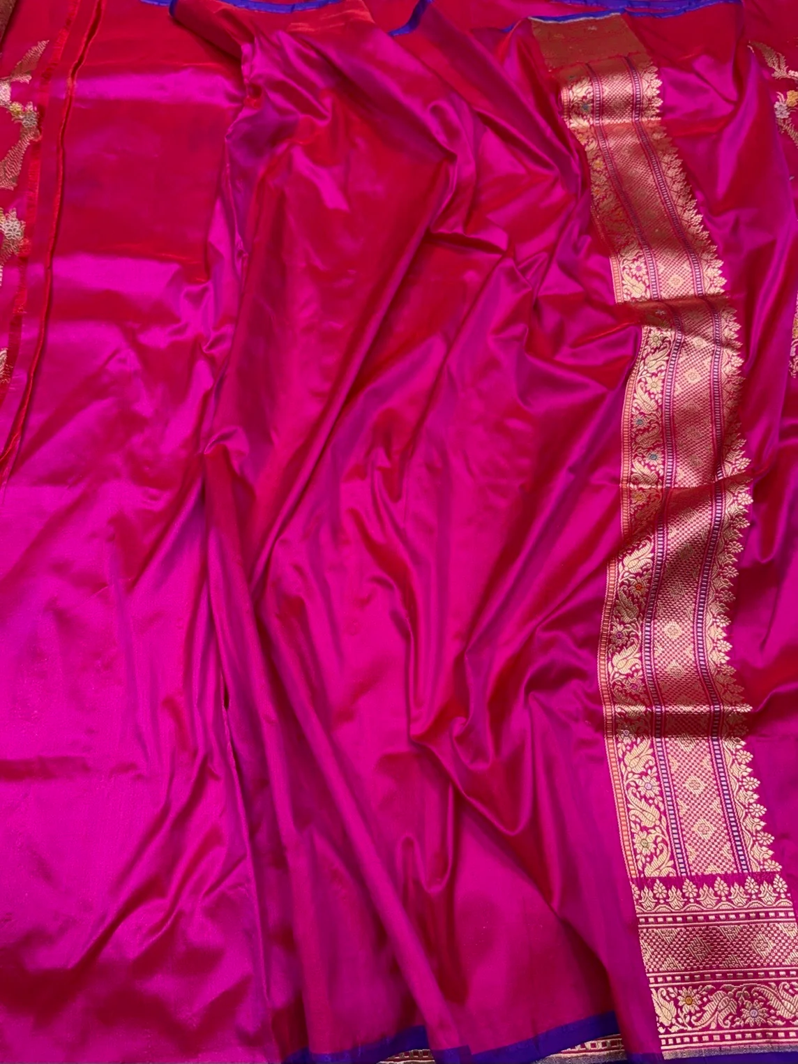 Rani Pink Handwoven Pure Banarasi Silk Saree - Image 2