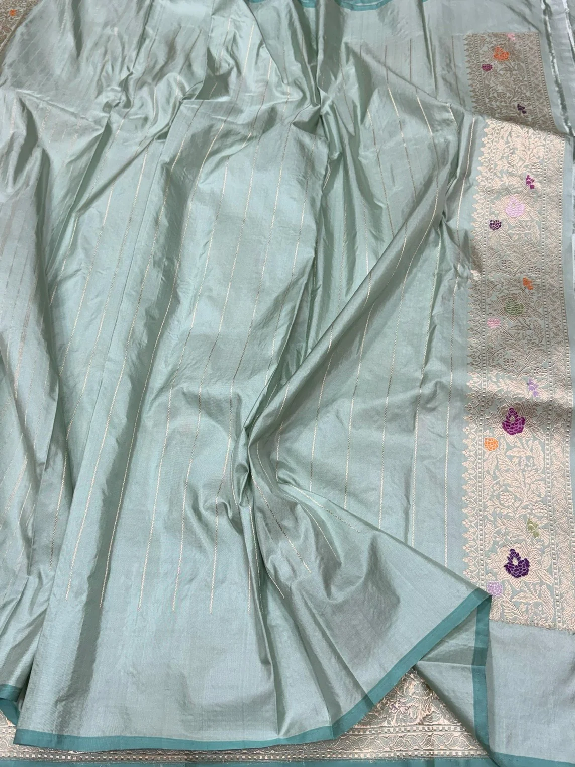 Pista Green Handwoven Pure Banarasi Silk Saree – Kadwa Meenakari Jaal | Authentic Banaras Handloom - Image 2