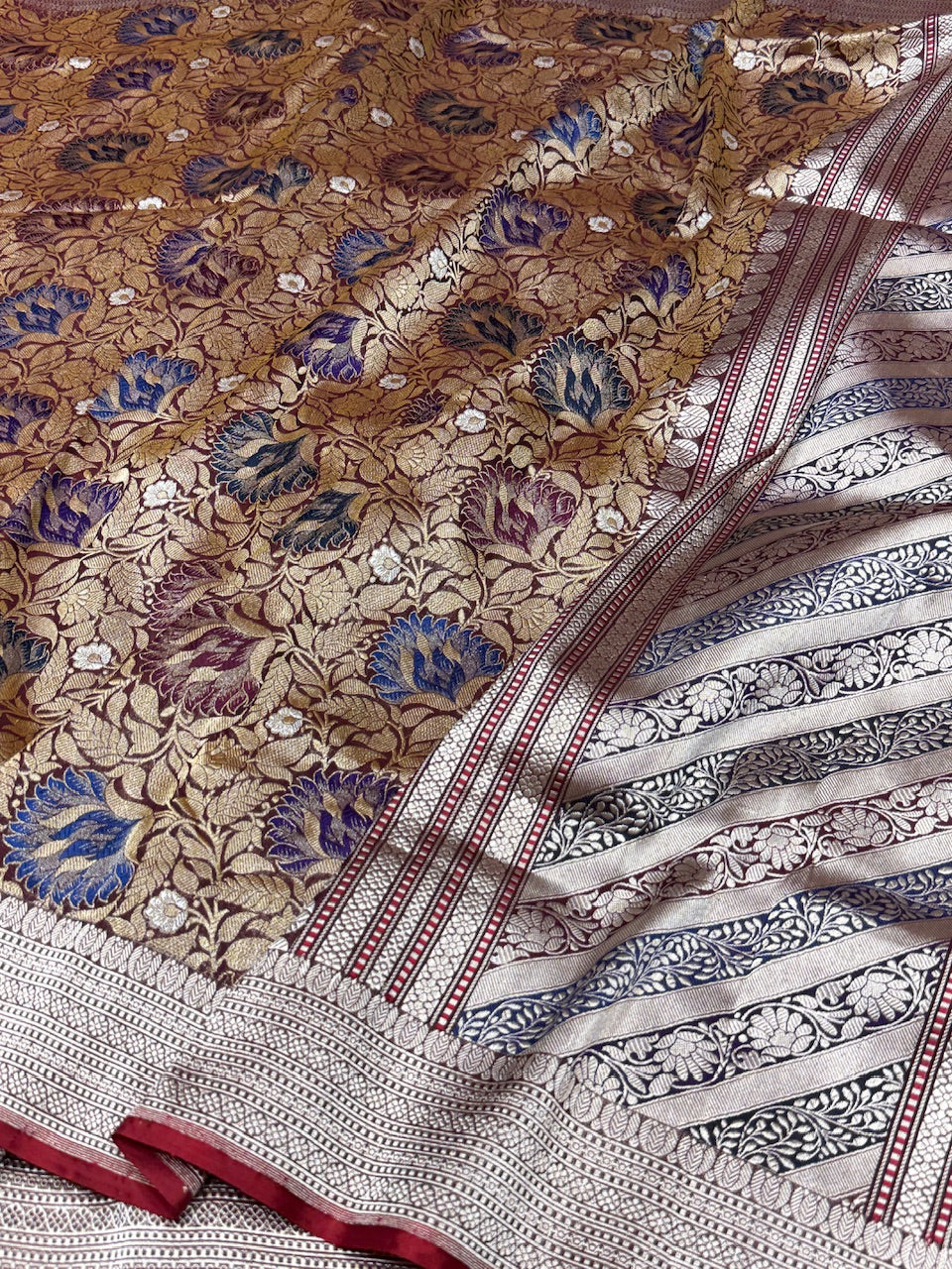 Handwoven Pure Banarasi Silk Brocade Saree - Image 5