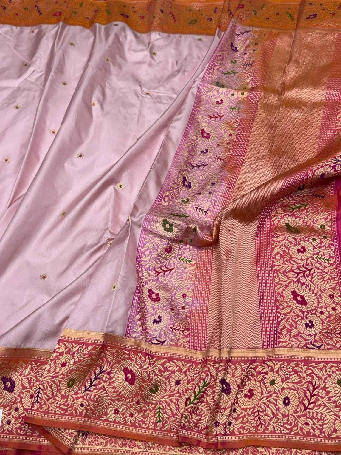 Powder Pink Handwoven Pure Banarasi Ektara Silk Saree – Kadwa Iktara Weave, Pure Mulberry Silk - Image 3