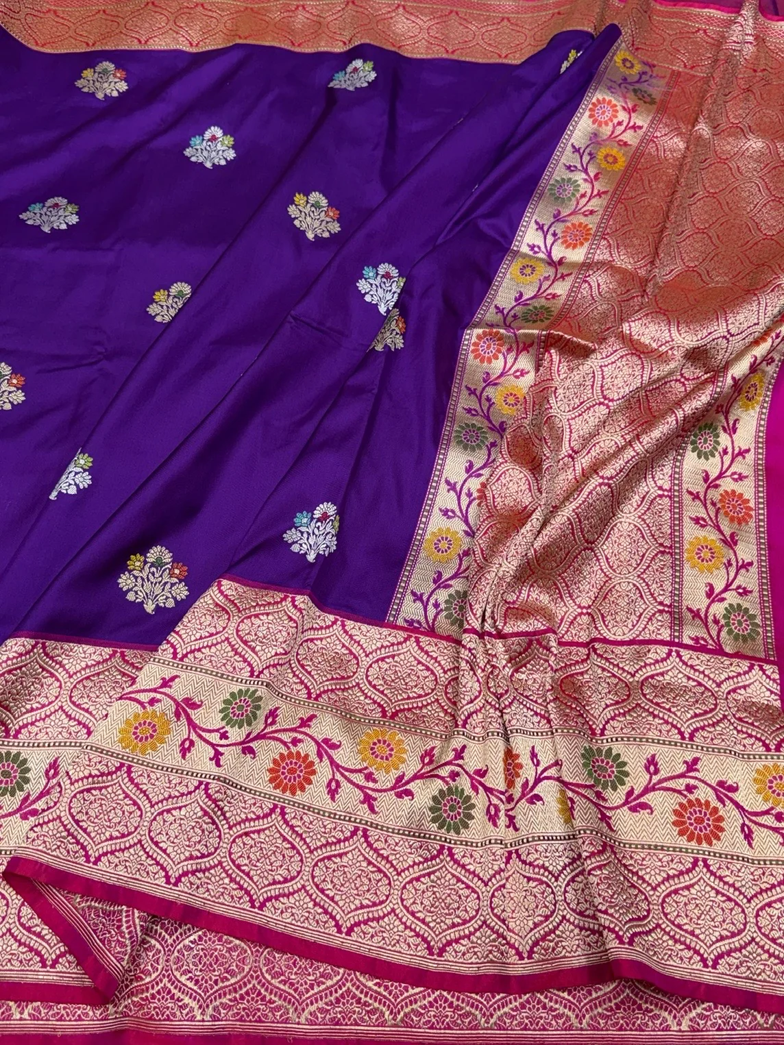 Purple Handwoven Pure Banarasi Ektara Silk Saree - Image 3