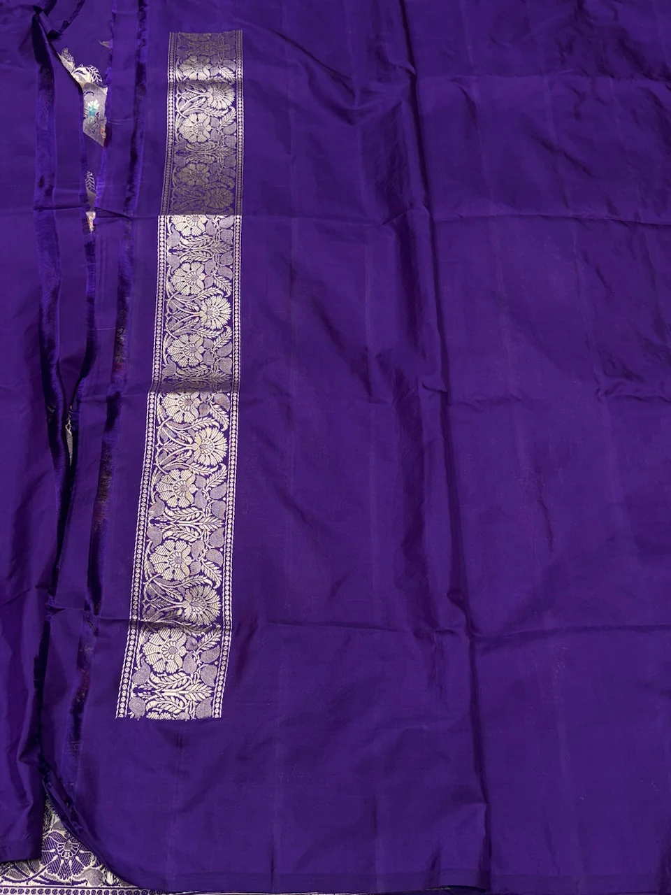 Purple Handwoven Pure Banarasi Silk Saree - Image 4