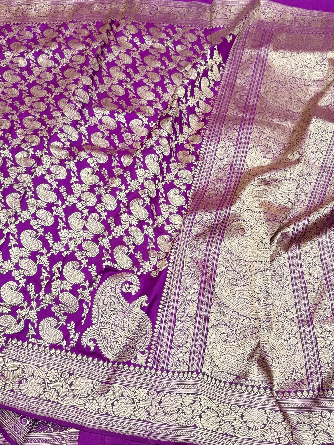 Purple Handwoven Pure Banarasi Silk Saree – Kadwa Weave in 100% Katan Mulberry Silk - Image 3