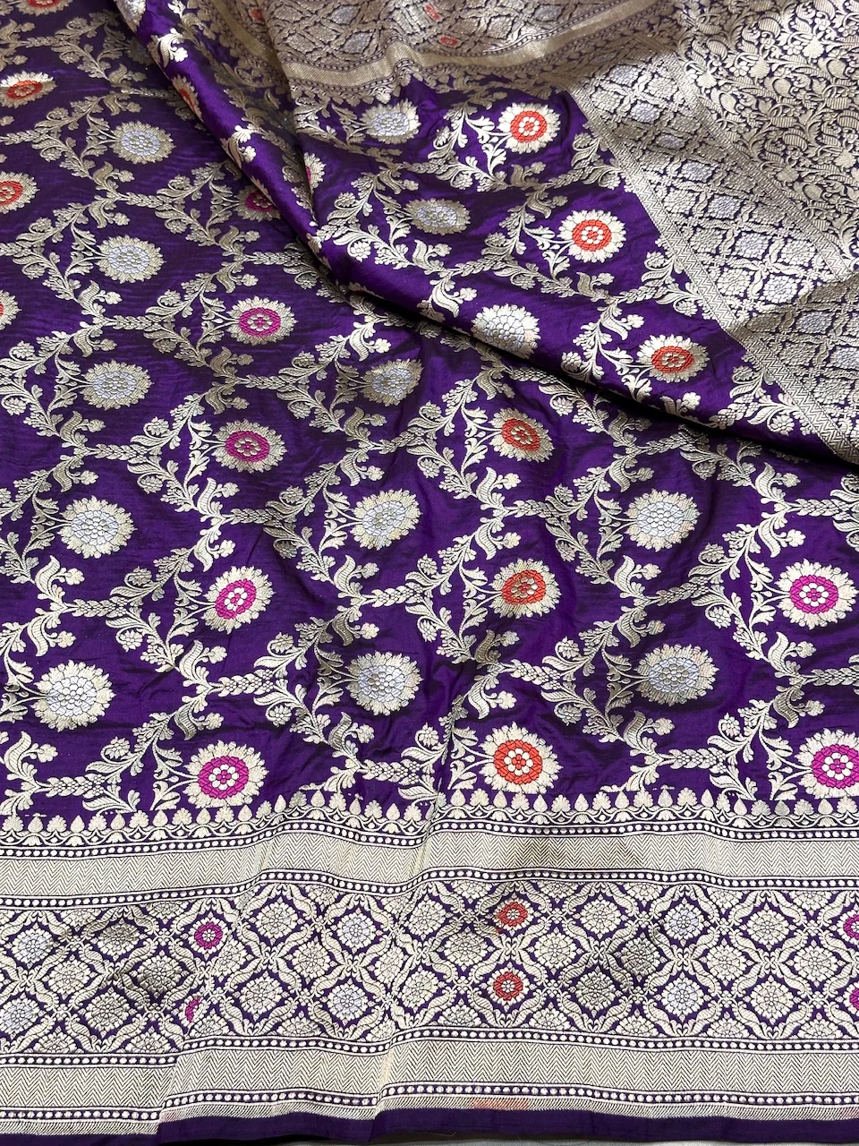 Banarasi Minakari Pure Katan Silk Saree | Pure Silk | Minakari Work | Cutwork Technique | Banarasi Katan Silk Saree - Image 9