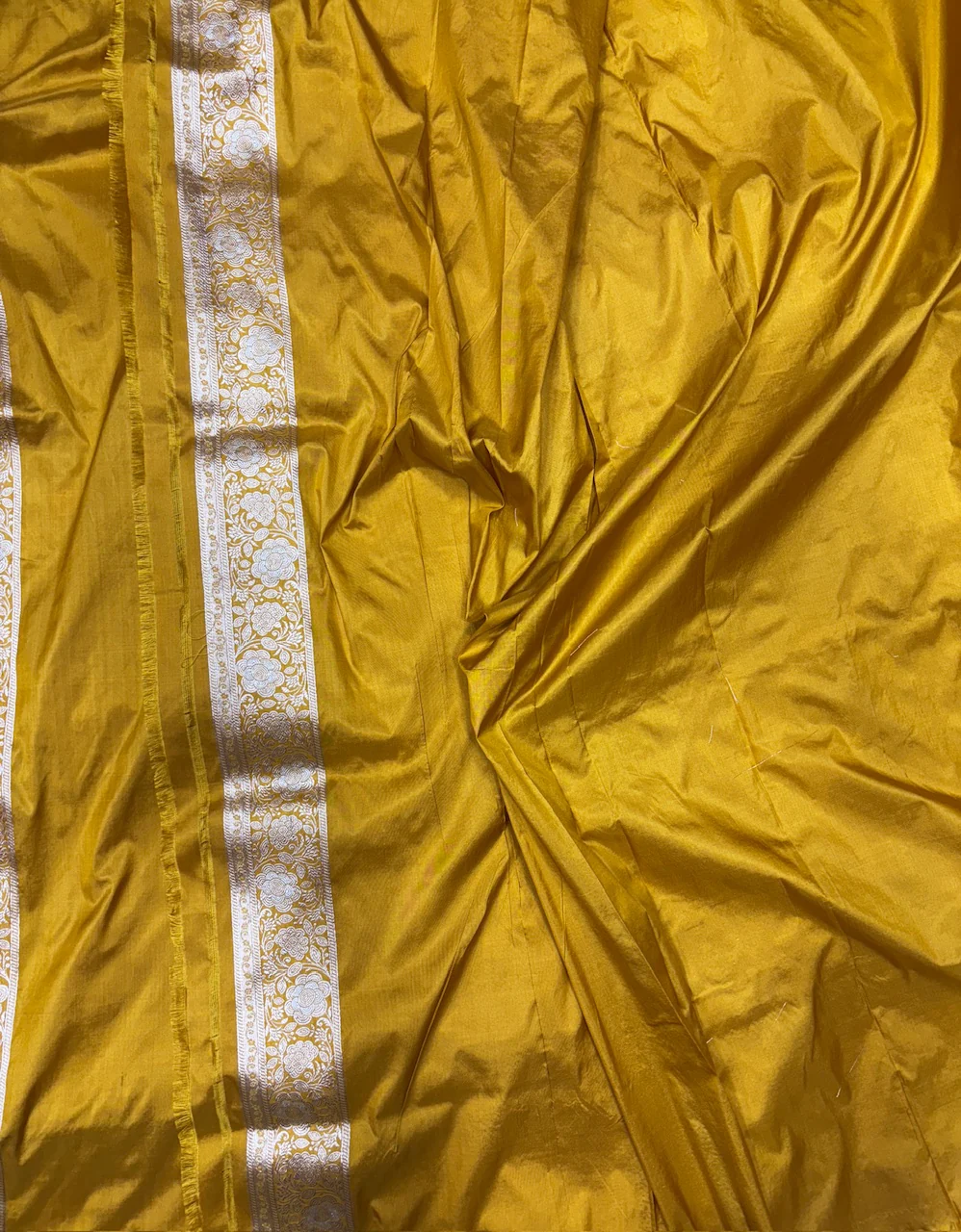 Banarasi Sona Rupa Pure Silk Saree – Gold & Silver Zari Cutwork Brocade in Pure Katan Silk - Image 6