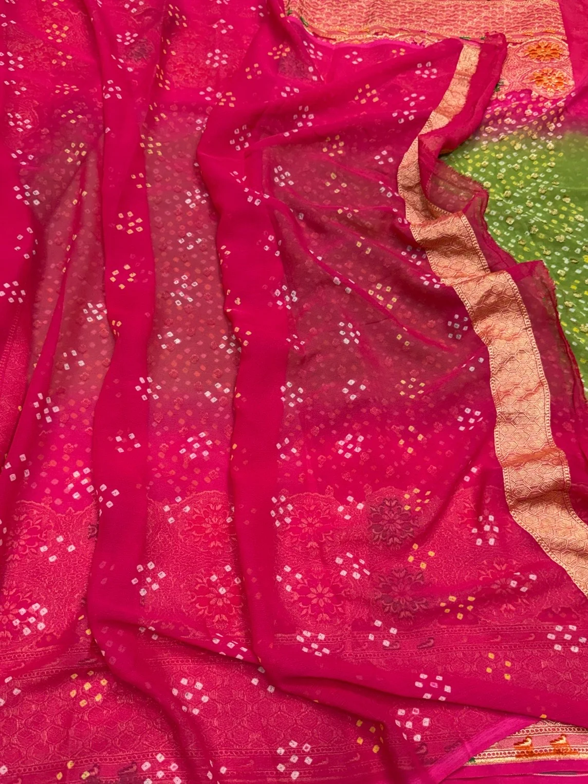 Rani Pink Banarasi Pure Bandhej Georgette Saree – Luxury Cutwork Brocade Wedding - Image 2