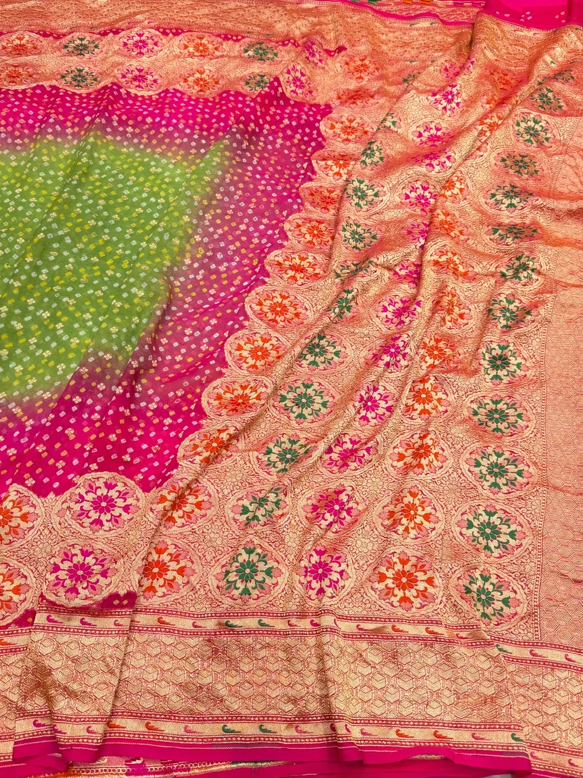 Rani Pink Banarasi Pure Bandhej Georgette Saree – Luxury Cutwork Brocade Wedding - Image 3