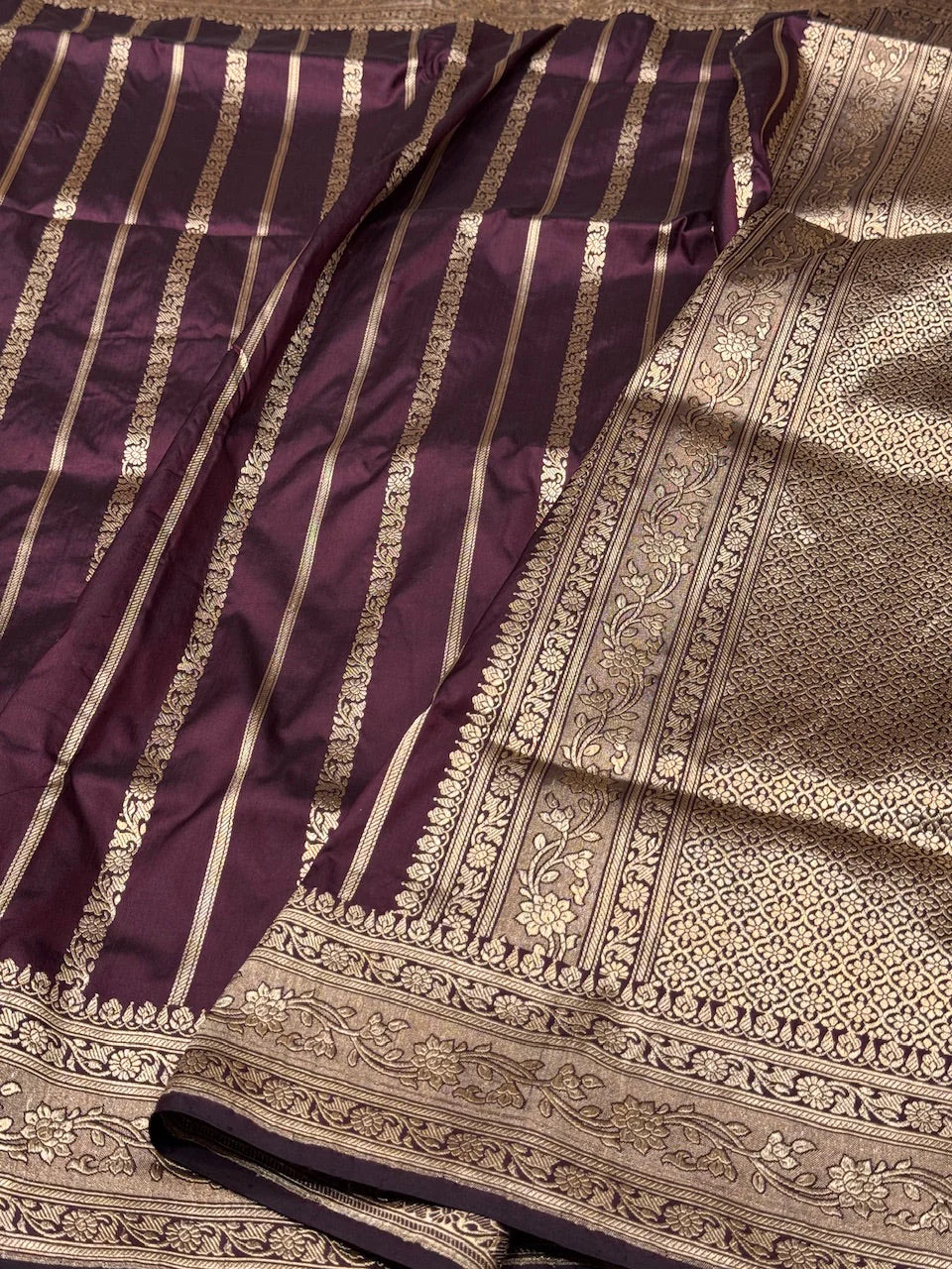 Handwoven Vintage Pure Banarasi Silk Saree | Pure Katan Silk | Kadwa Weave | HMR Handlooms - Image 6