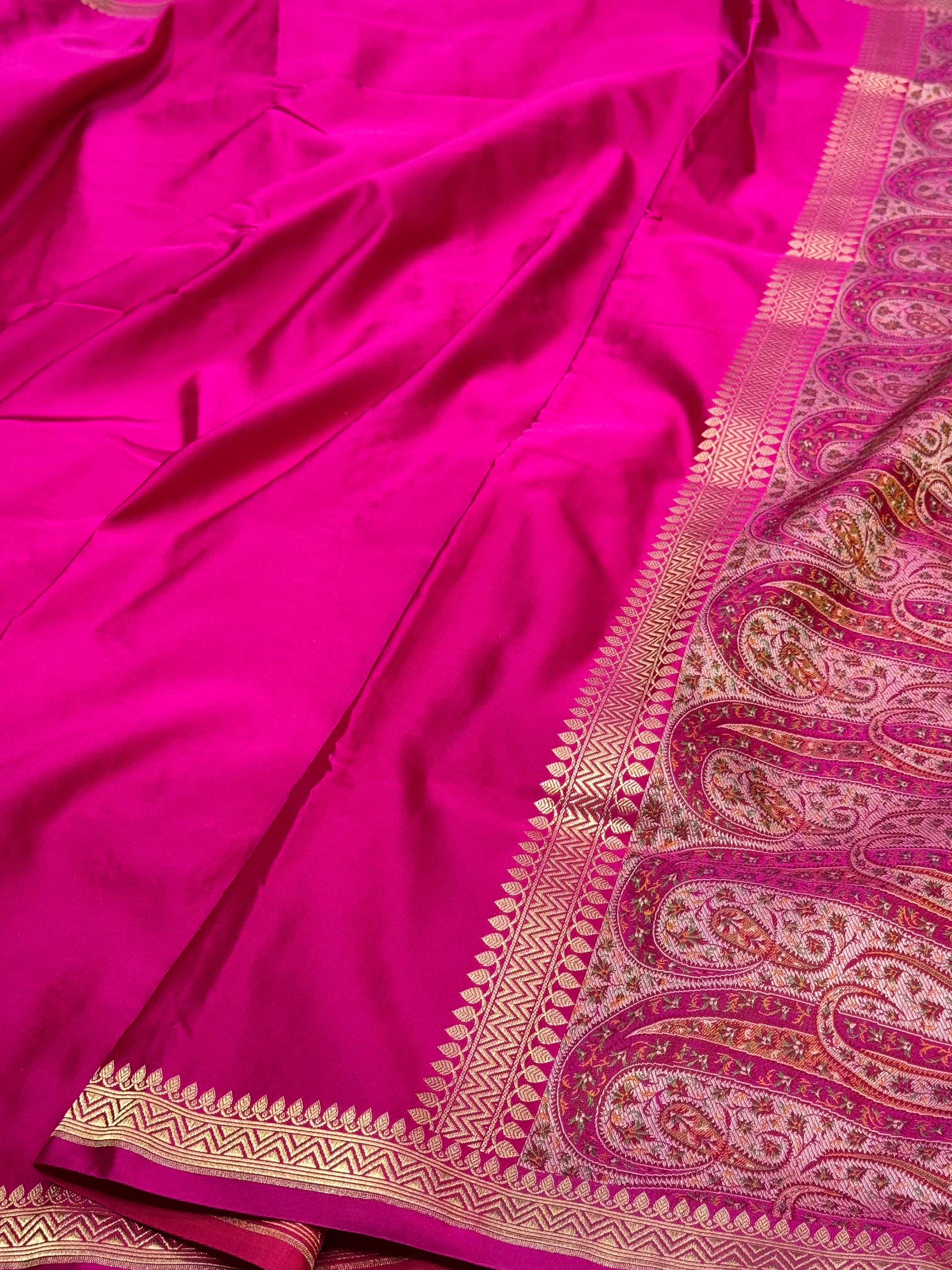 Rani Pink Jamawar Handwoven Pure Banarasi Satin Silk Saree – Kadwa Weave, Pure Satin Silk