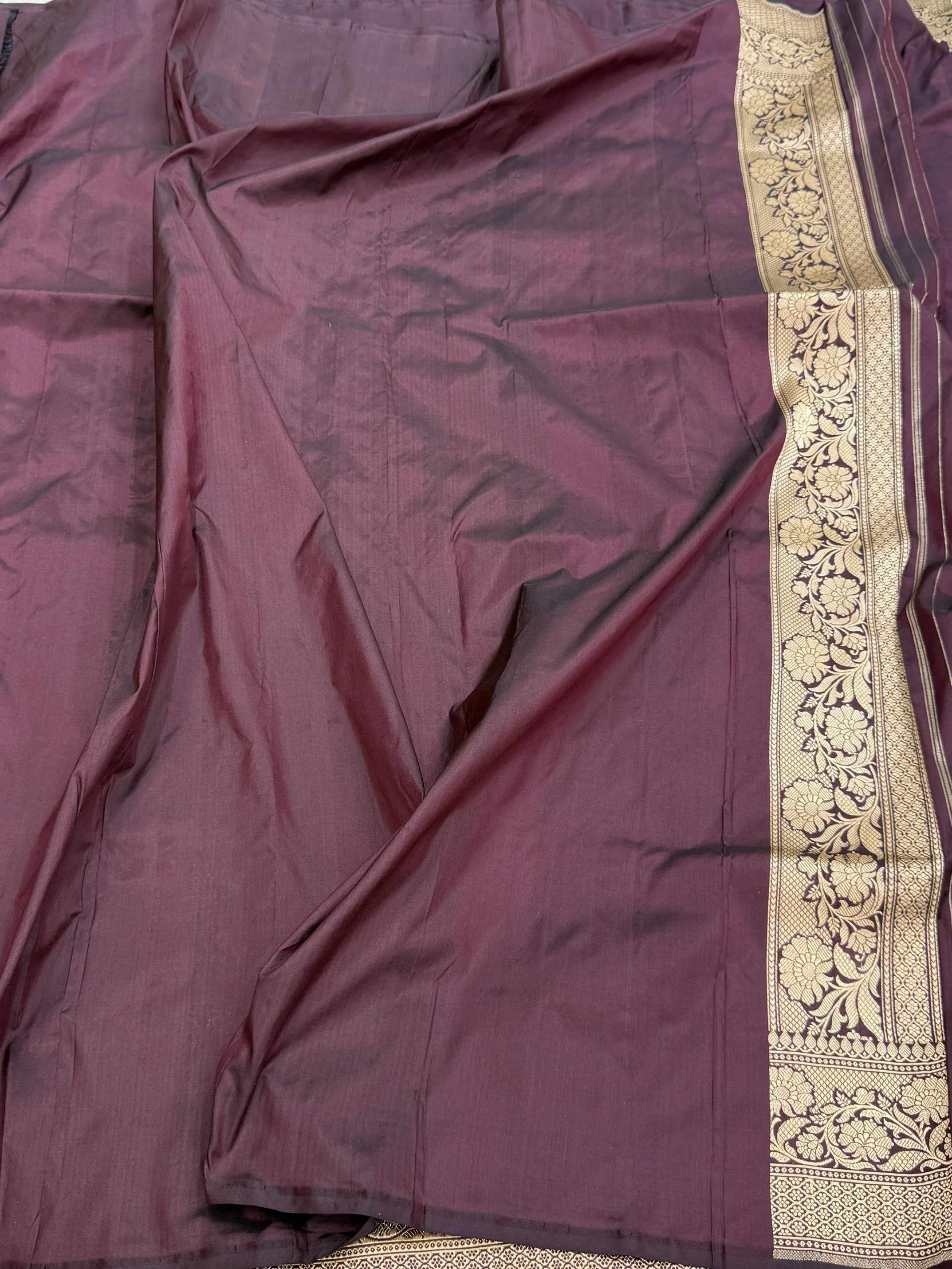Wine Handwoven Pure Banarasi Silk Saree - Image 2