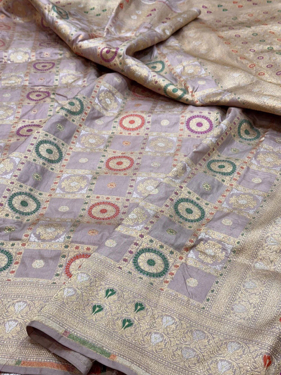 Banarasi Minakari Pure Katan Silk Saree | Pure Silk | Minakari Work | Cutwork Technique | Banarasi Katan Silk Saree - Image 22