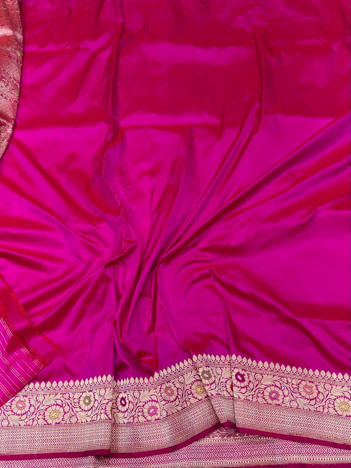 Rani Pink Handwoven Pure Banarasi Silk Saree – Kadwa Weave in 100% Katan Mulberry Silk - Image 2