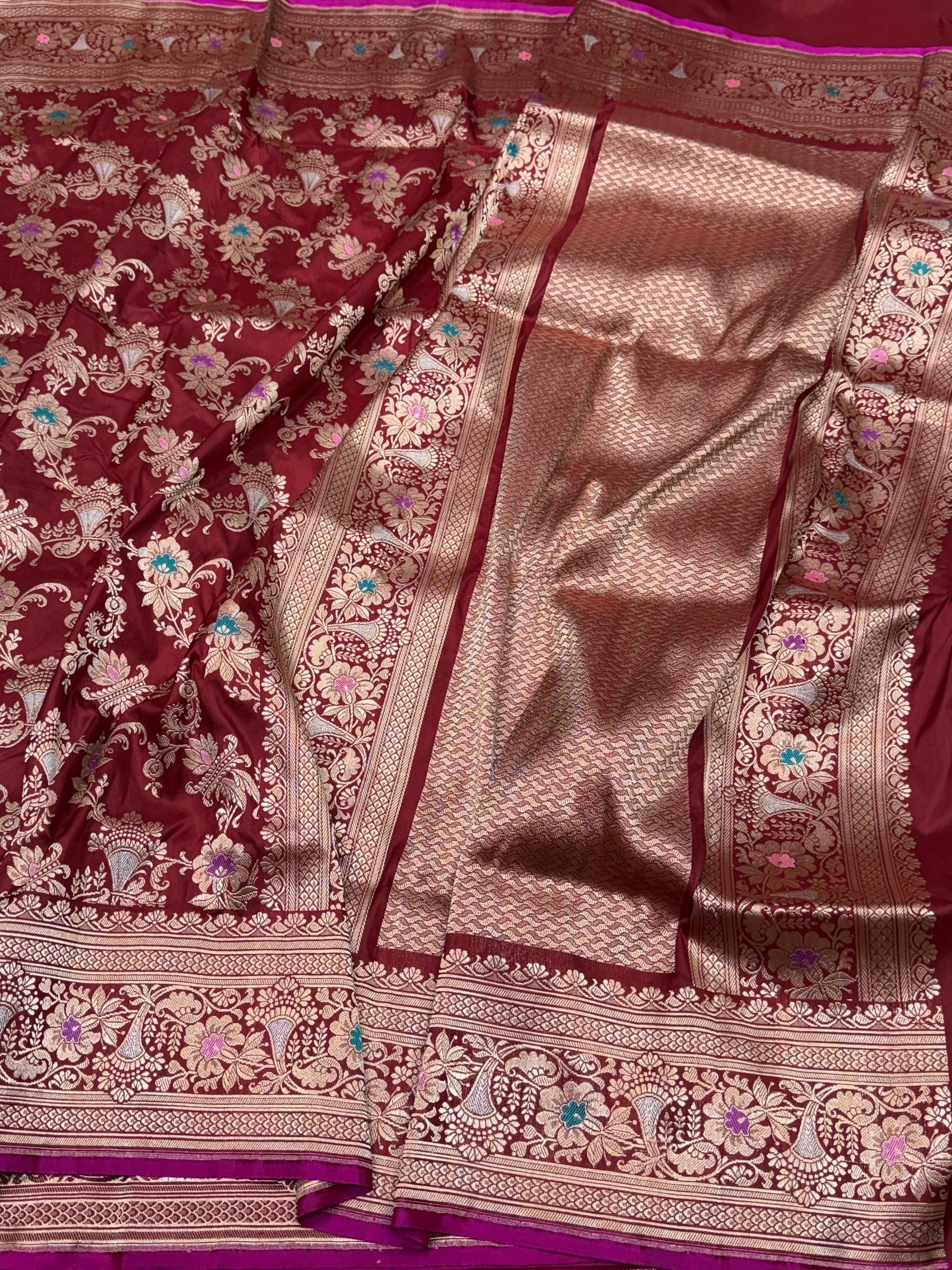 Red Handwoven Pure Banarasi Silk Saree in Kadwa Weave – 100% Katan Mulberry Silk - Image 3
