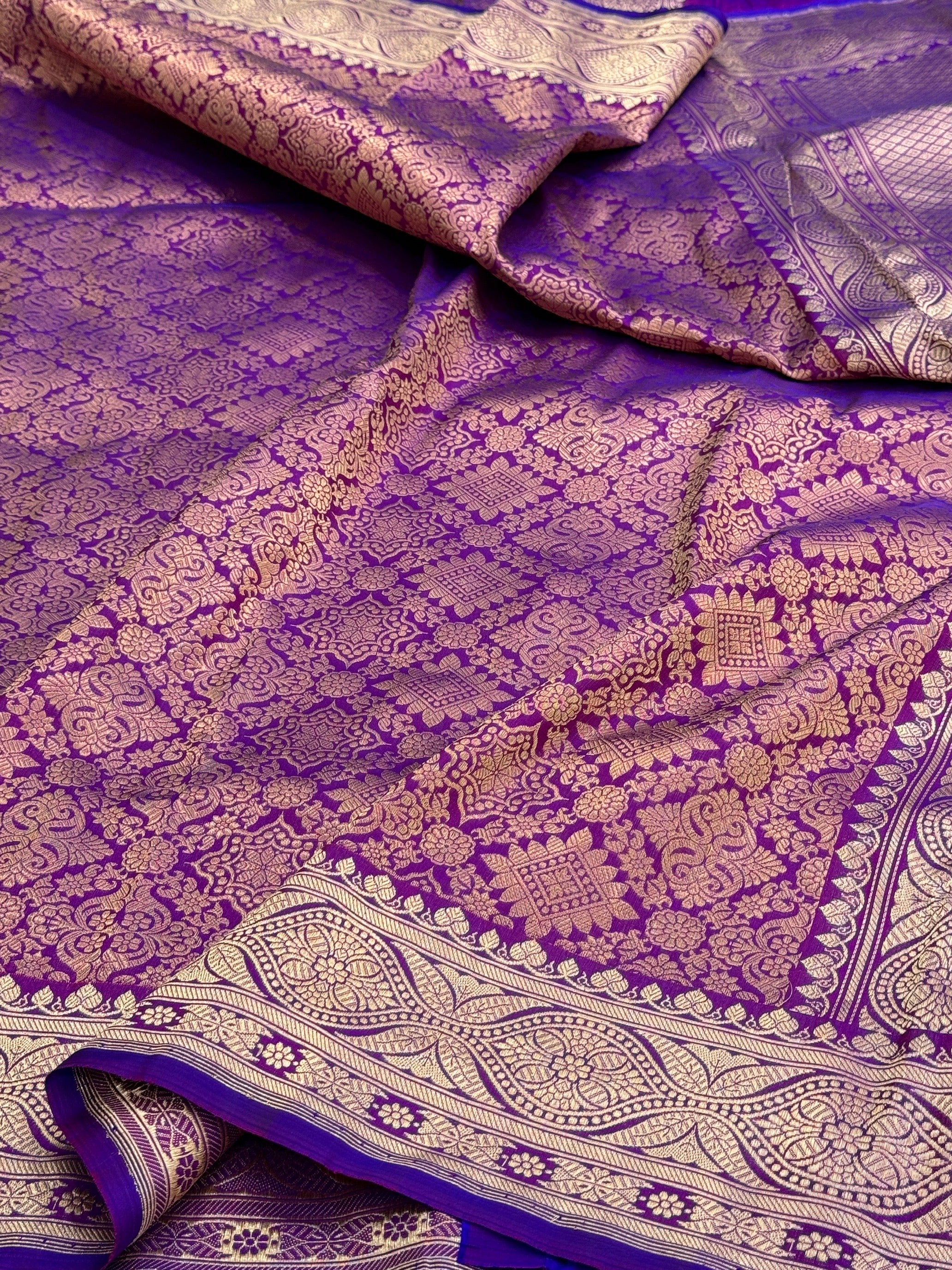 Banarasi Pure Silk Brocade Saree in Katan Mulberry Silk – Timeless Banaras Elegance - Image 4