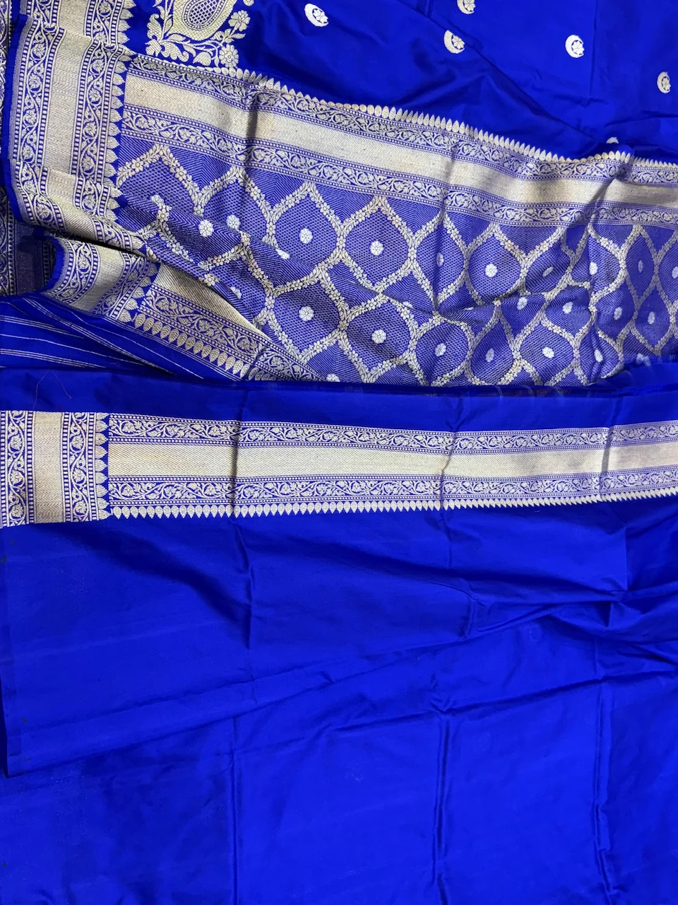 Handwoven Pure Banarasi Silk Saree - Image 2