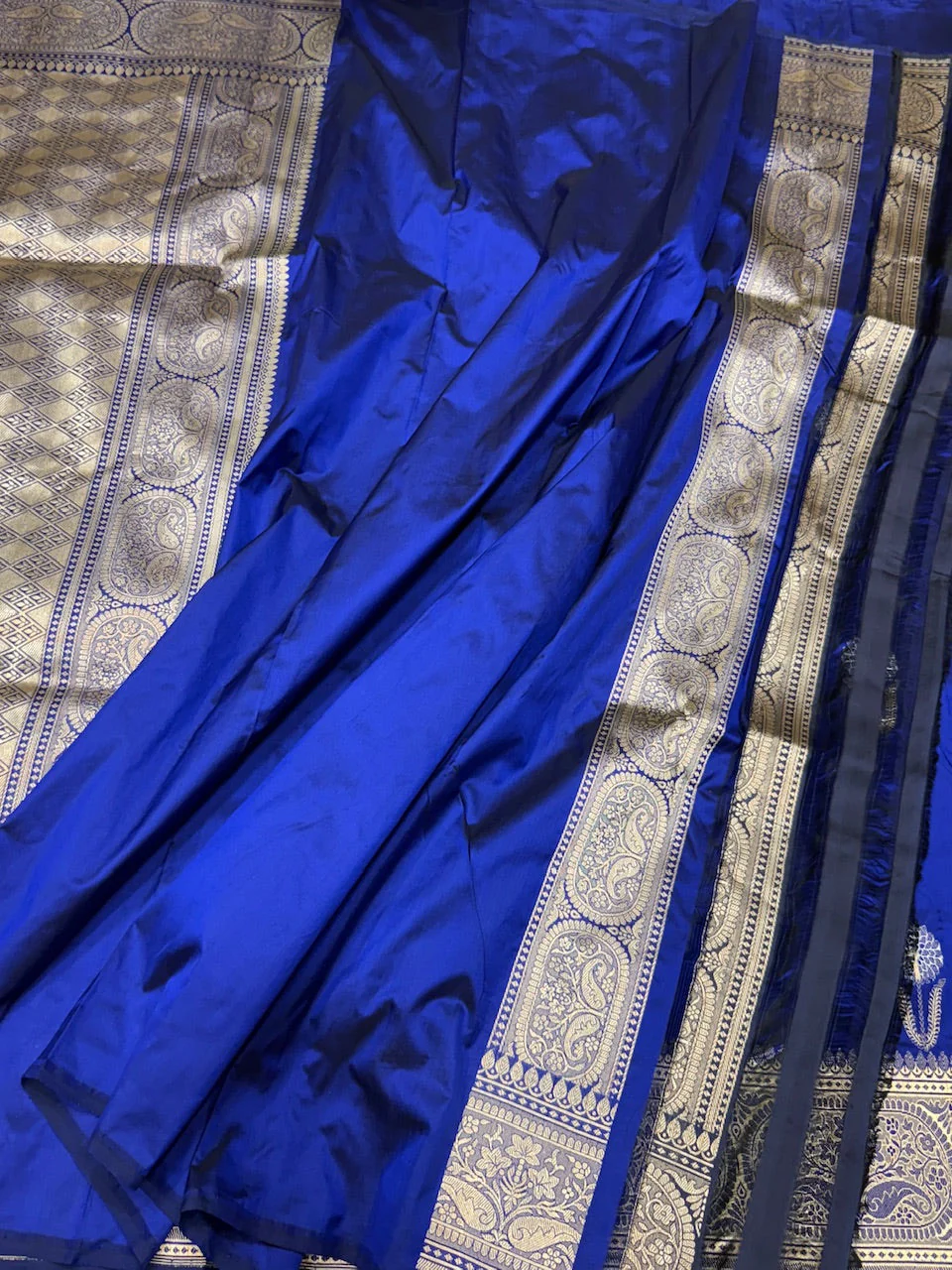 Royal Blue Handwoven Pure Banarasi Silk Saree – Kadwa Weave in 100% Katan Mulberry Silk - Image 2