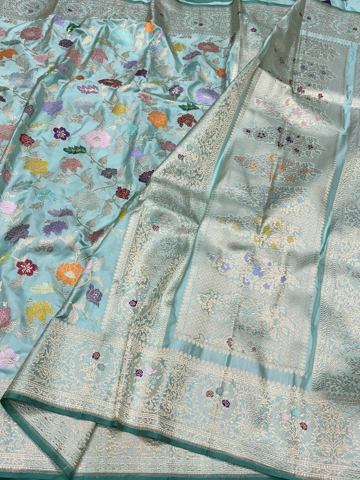 Sky Blue Handwoven Pure Banarasi Silk Saree – Luxury Kadwa Handloom Wedding & Festive Saree - Image 3