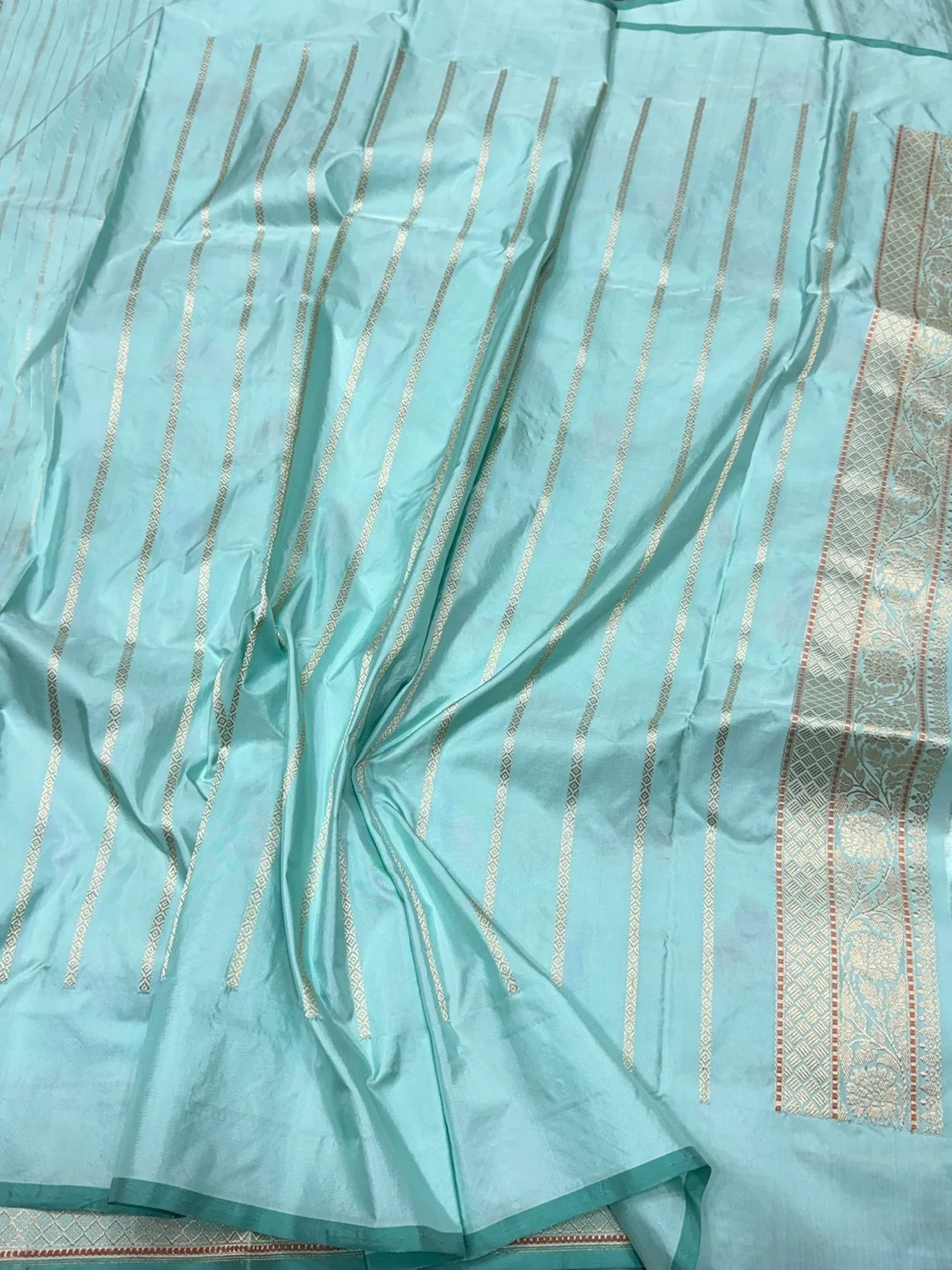 Sky Blue Handwoven Pure Banarasi Silk Saree – Luxury Kadwa Handloom Wedding & Festive Saree - Image 2