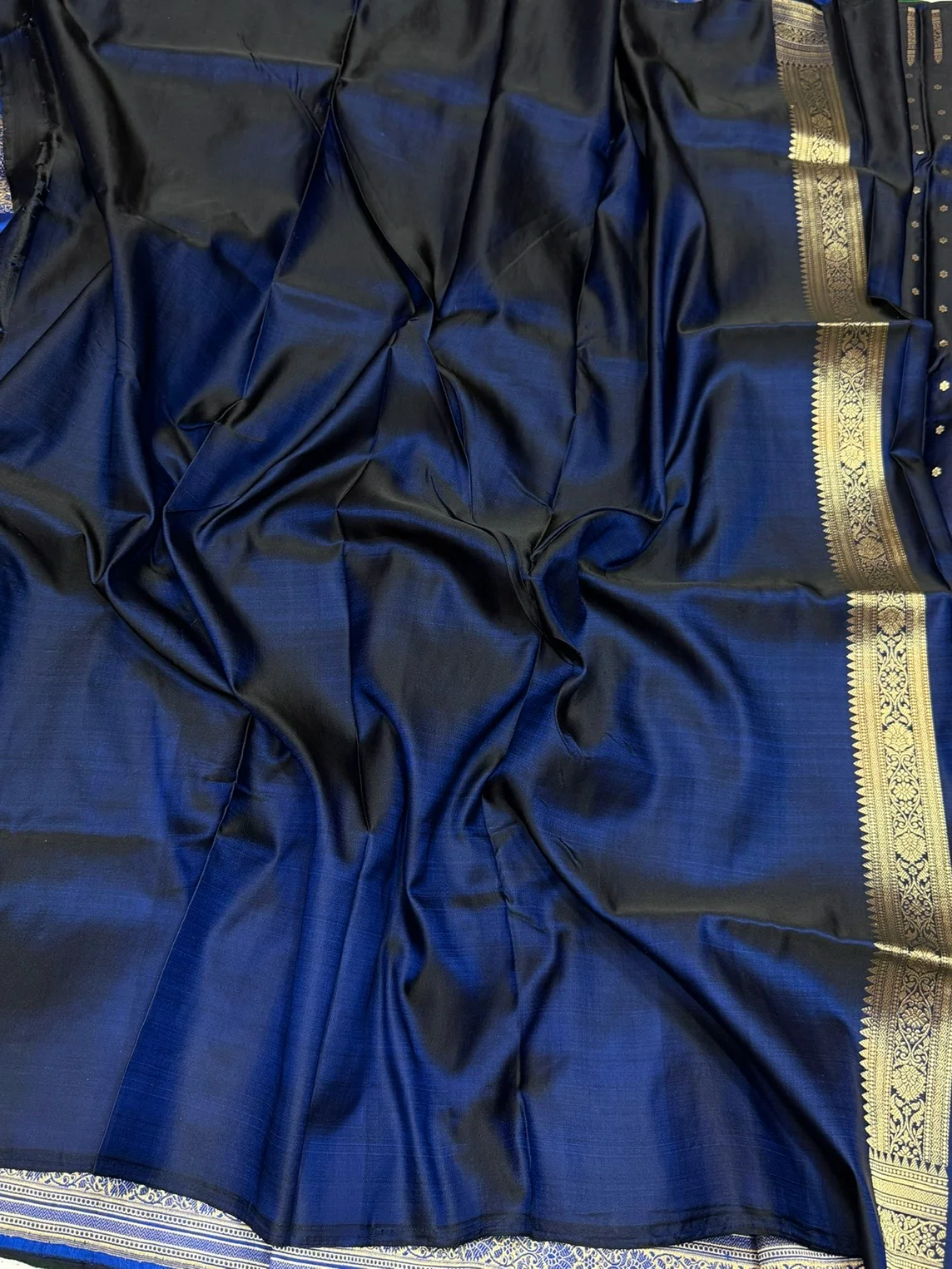 Banarasi Vintage Pure Satin Silk Saree - Image 5